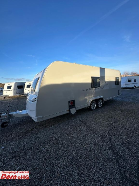 Tabbert Senara 620 DMK 2,5 ehem. Messefahrzeug Tabbert Senara 620 DMK 2,5 ehem. Messefahrzeug - Caravan: afbeelding 4 Tabbert Senara 620 DMK 2,5 ehem. Messefahrzeug Tabbert Senara 620 DMK 2,5 ehem. Messefahrzeug - Caravan: afbeelding 4