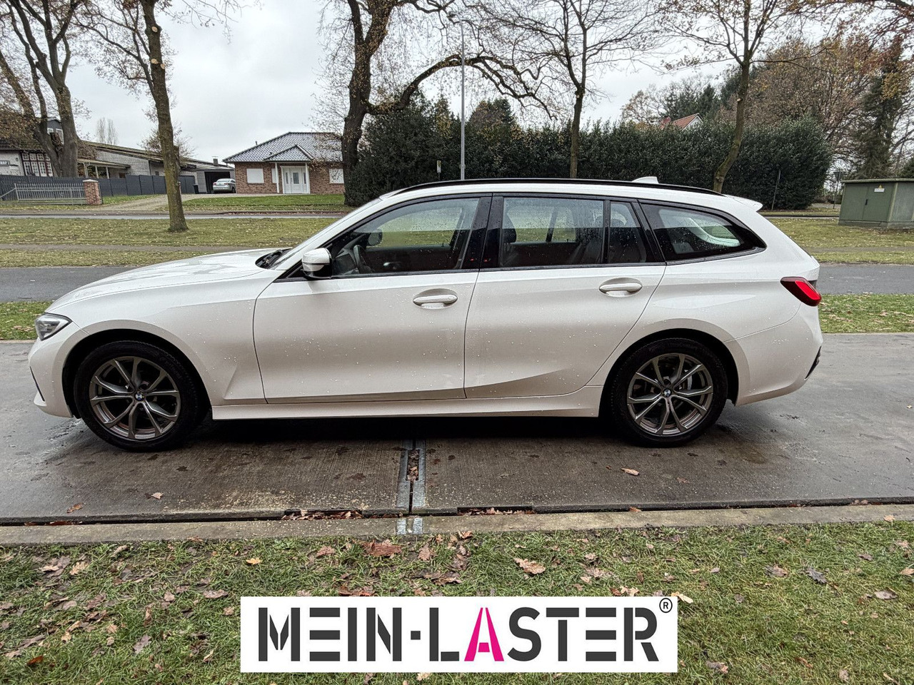 BMW 320 d xDrive touring Sport Line shadow AHK - Stationwagen: afbeelding 4 BMW 320 d xDrive touring Sport Line shadow AHK - Stationwagen: afbeelding 4