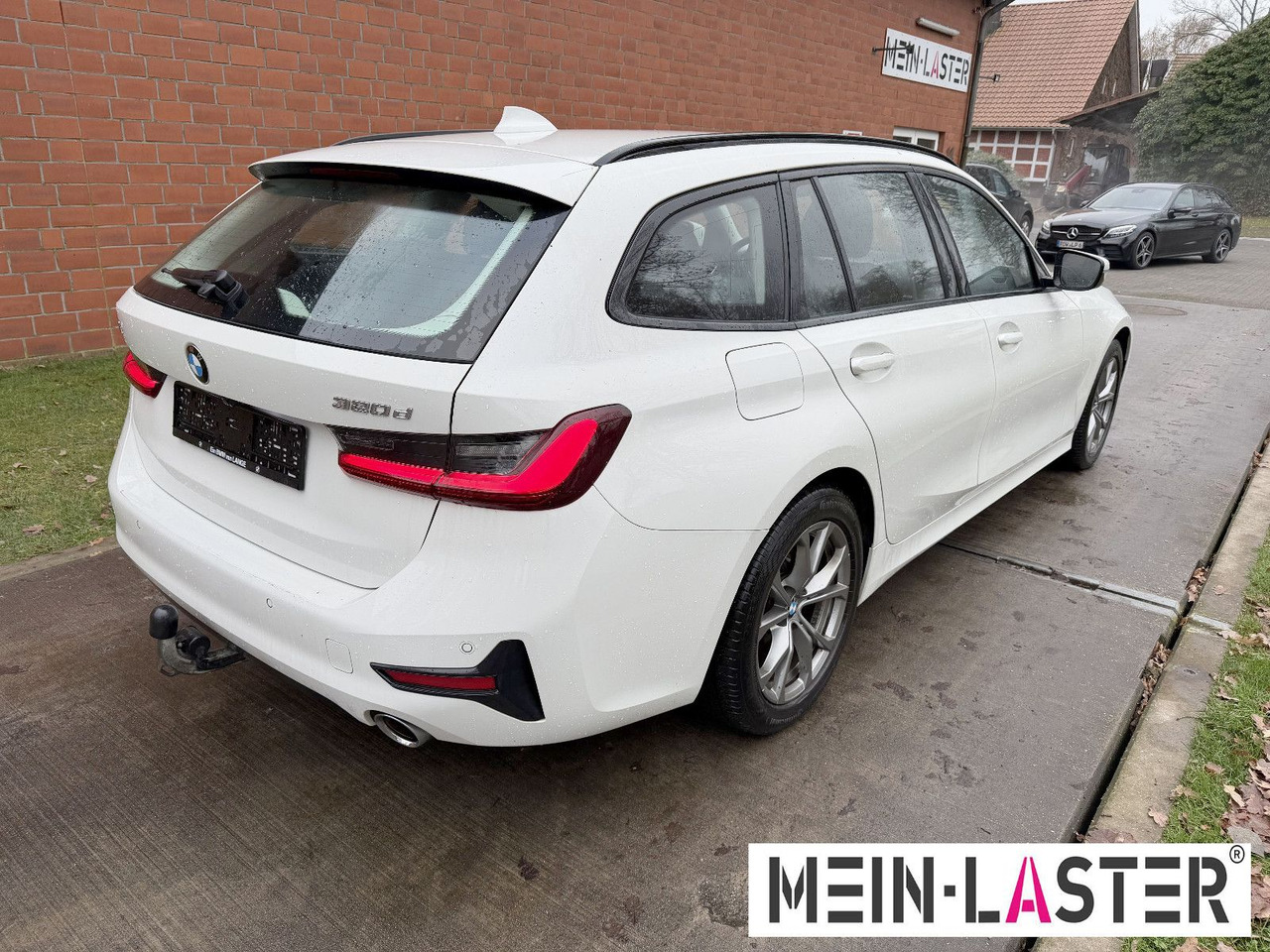 BMW 320 d xDrive touring Sport Line shadow AHK - Stationwagen: afbeelding 5 BMW 320 d xDrive touring Sport Line shadow AHK - Stationwagen: afbeelding 5