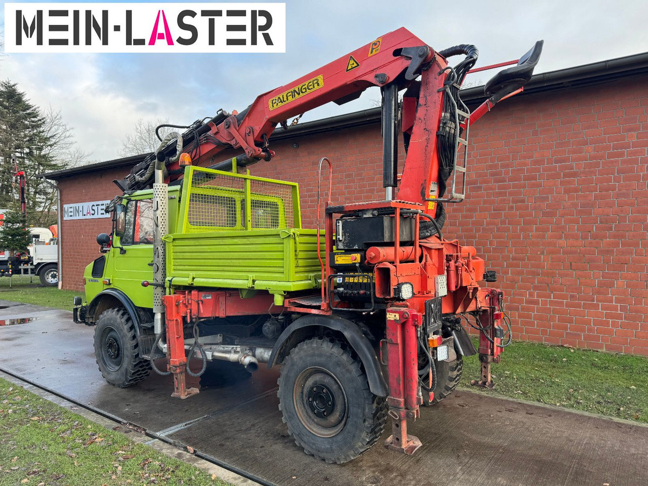 Unimog U 1650 PK 10500 Kran 15 m max. 3,9 t Seilwinde - Kraanwagen: afbeelding 4 Unimog U 1650 PK 10500 Kran 15 m max. 3,9 t Seilwinde - Kraanwagen: afbeelding 4