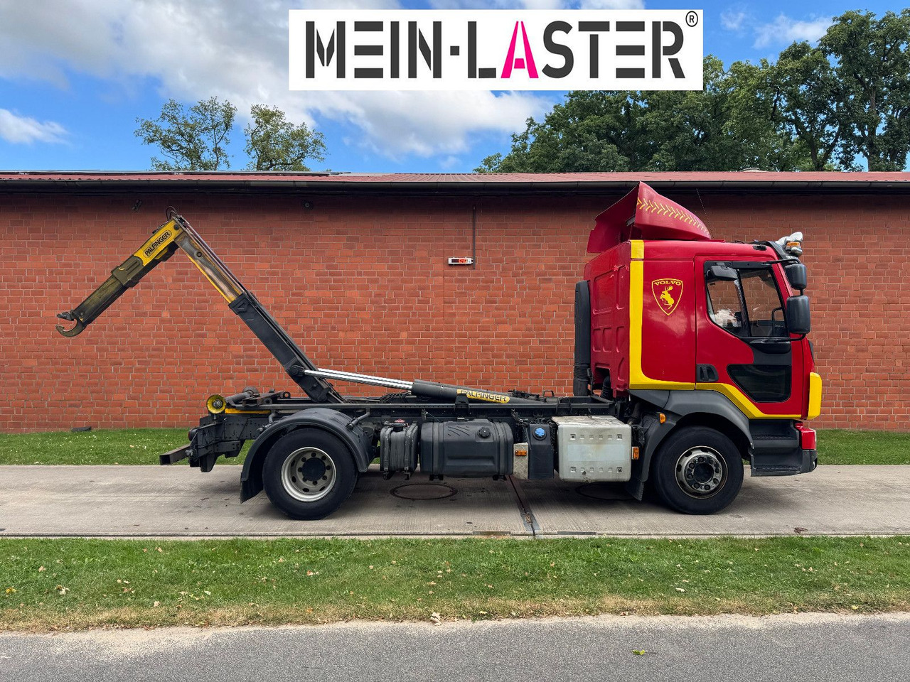 Volvo FL 250 Palfinger T10Duo City + StandardContainer - Haakarmsysteem vrachtwagen: afbeelding 2 Volvo FL 250 Palfinger T10Duo City + StandardContainer - Haakarmsysteem vrachtwagen: afbeelding 2