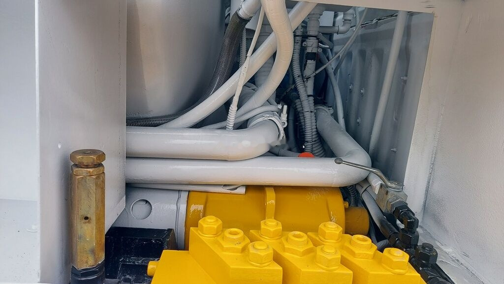 Vacuümwagen Toyota Land Cruiser COMBI HYDRO CLEANER 4x4: afbeelding 18