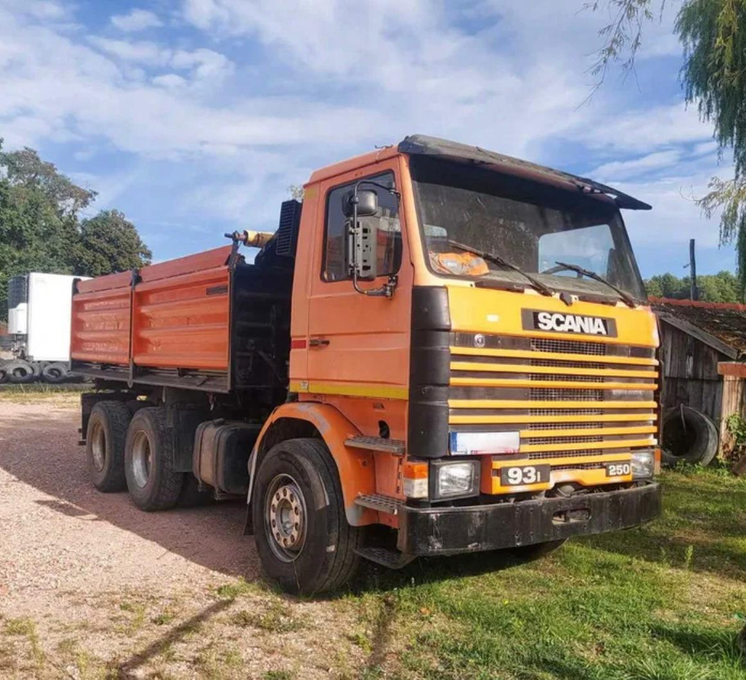 SCANIA 93.250 - Kipper vrachtwagen: afbeelding 1 SCANIA 93.250 - Kipper vrachtwagen: afbeelding 1