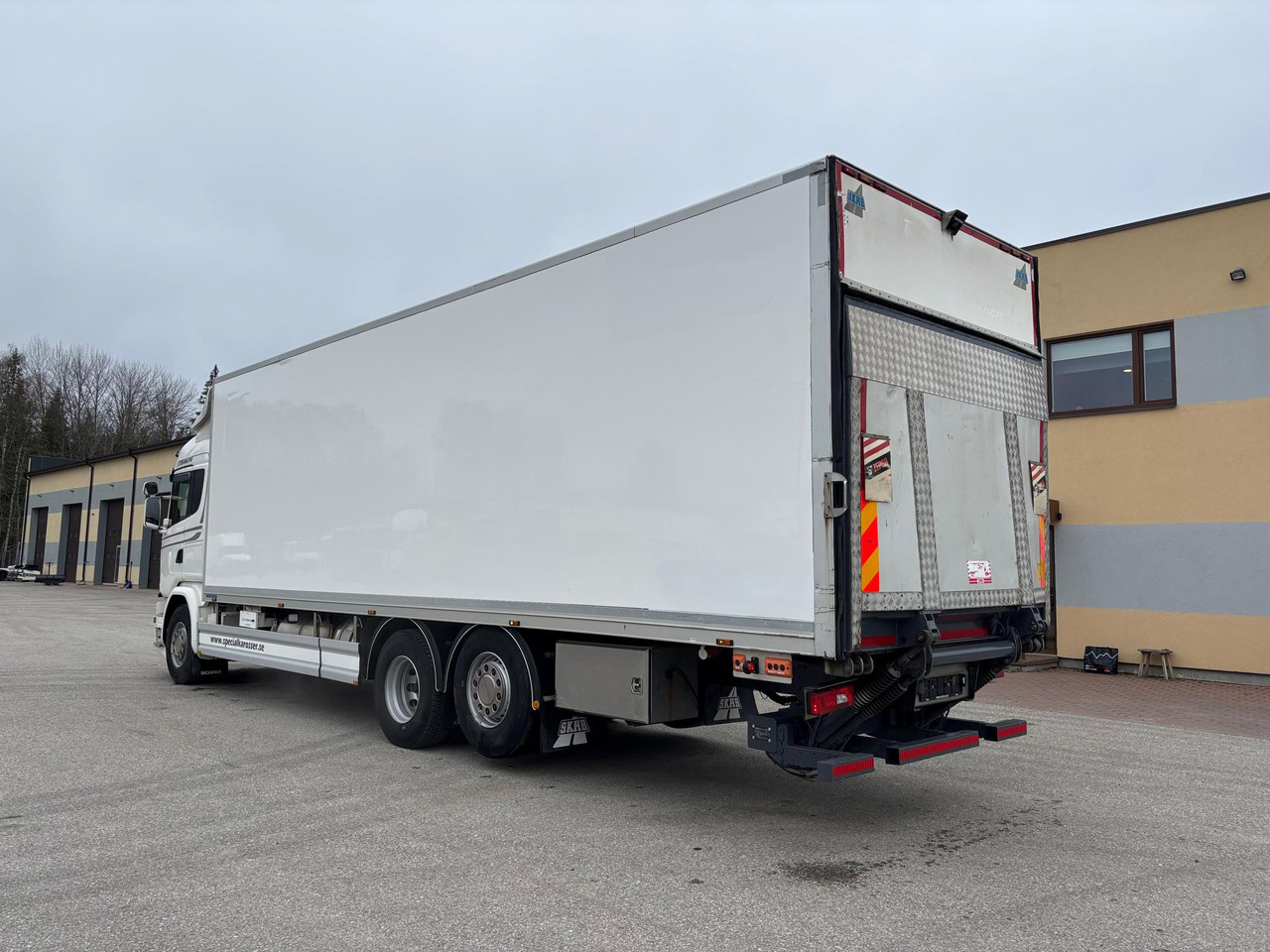SCANIA G450 - Isotherm vrachtwagen: afbeelding 4 SCANIA G450 - Isotherm vrachtwagen: afbeelding 4