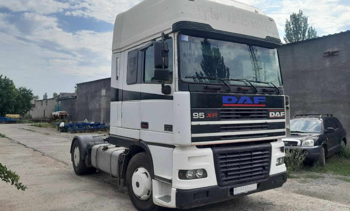 DAF 95XF430 - Trekker: afbeelding 1 DAF 95XF430 - Trekker: afbeelding 1