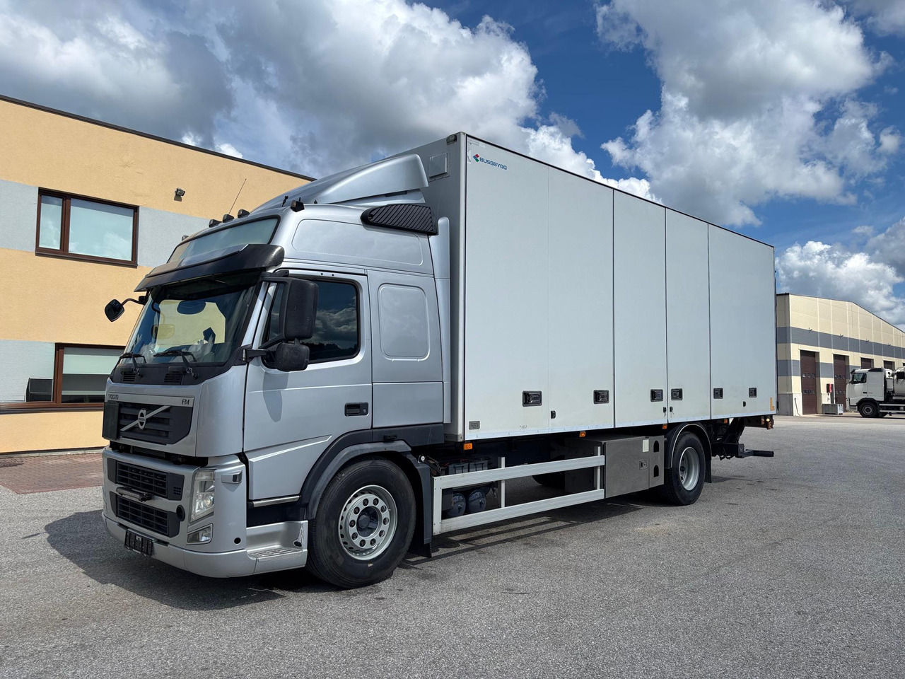 VOLVO FM330 - Bakwagen: afbeelding 3 VOLVO FM330 - Bakwagen: afbeelding 3