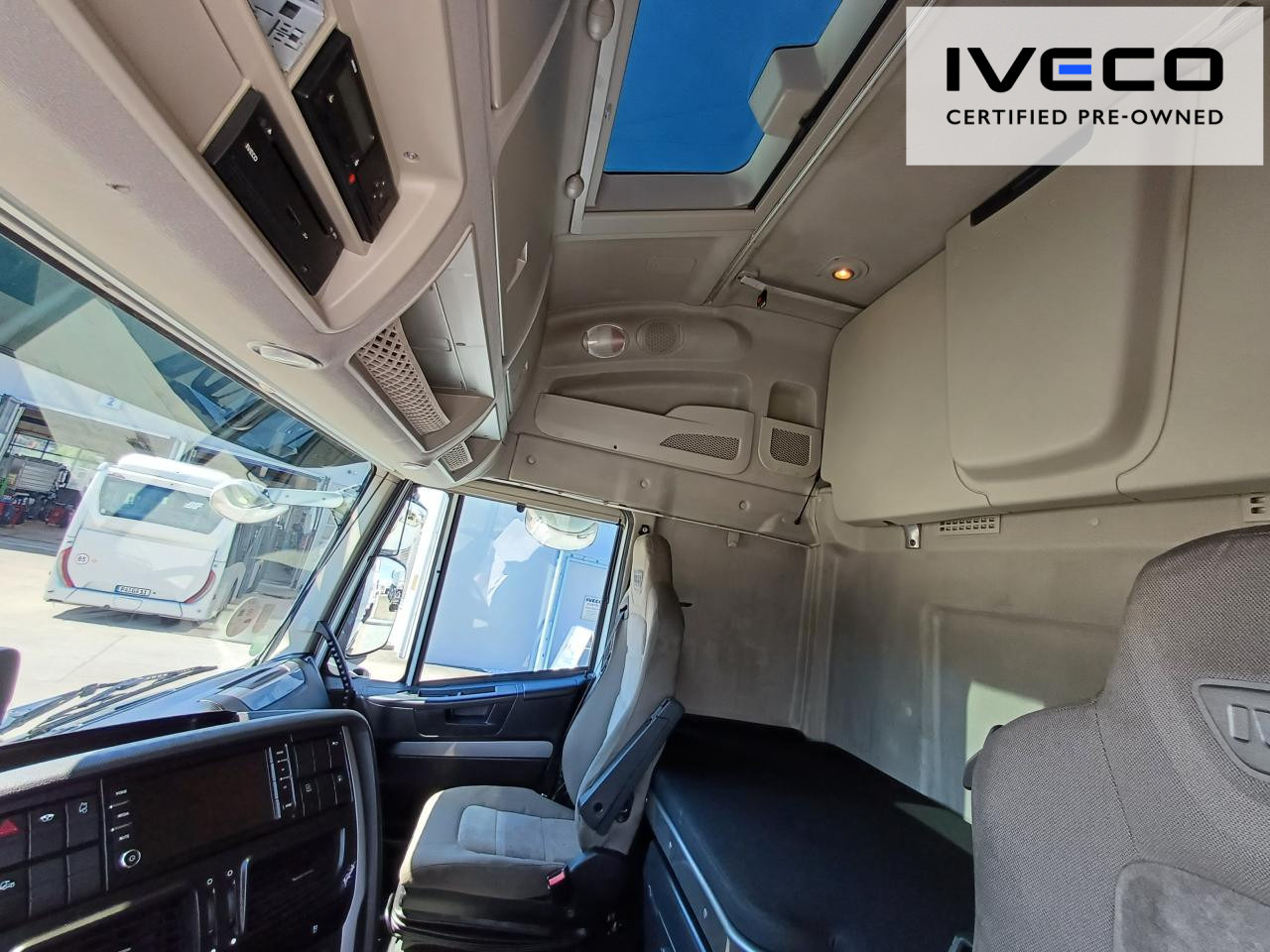 Trekker IVECO Stralis AS440S46T/FPLT mit Kipphydraulik Euro6 ZV: afbeelding 12 Trekker IVECO Stralis AS440S46T/FPLT mit Kipphydraulik Euro6 ZV: afbeelding 12