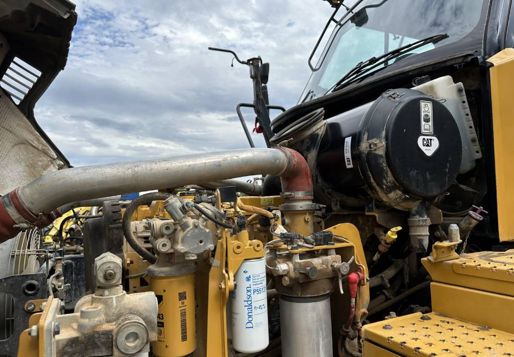 Kiepwagen met knikbesturing CAT 730 C Auto lubrication + Klima CE + EPA: afbeelding 21 Kiepwagen met knikbesturing CAT 730 C Auto lubrication + Klima CE + EPA: afbeelding 21