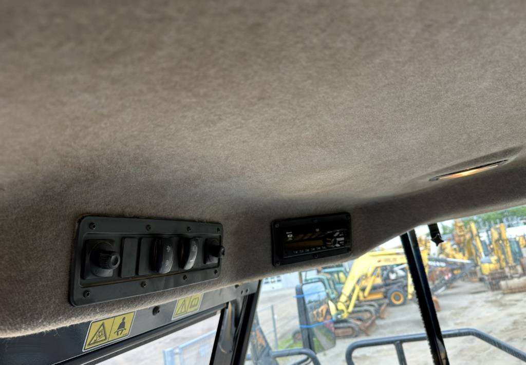 Kiepwagen met knikbesturing CAT 730 C Auto lubrication + Klima CE + EPA: afbeelding 13 Kiepwagen met knikbesturing CAT 730 C Auto lubrication + Klima CE + EPA: afbeelding 13