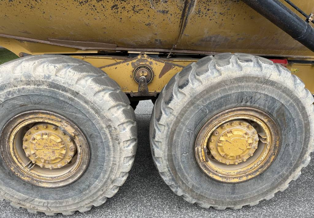 Kiepwagen met knikbesturing CAT 730 C Auto lubrication + Klima CE + EPA: afbeelding 29 Kiepwagen met knikbesturing CAT 730 C Auto lubrication + Klima CE + EPA: afbeelding 29