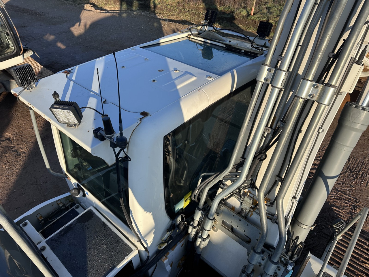 LIEBHERR R 924 LC Top Zustand !!! Kein 914- 916- 920- 926 - Rupsgraafmachine: afbeelding 3 LIEBHERR R 924 LC Top Zustand !!! Kein 914- 916- 920- 926 - Rupsgraafmachine: afbeelding 3
