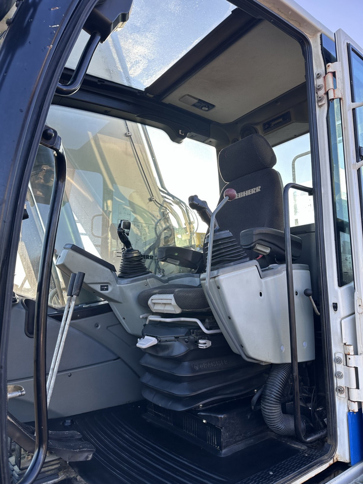 LIEBHERR R 924 LC Top Zustand !!! Kein 914- 916- 920- 926 - Rupsgraafmachine: afbeelding 4 LIEBHERR R 924 LC Top Zustand !!! Kein 914- 916- 920- 926 - Rupsgraafmachine: afbeelding 4