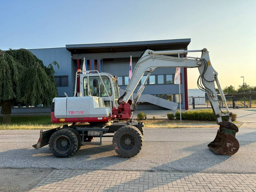 Takeuchi TB 175 W 8,7 ton. Klima Turbo 77 PS - Mobiele graafmachine: afbeelding 2 Takeuchi TB 175 W 8,7 ton. Klima Turbo 77 PS - Mobiele graafmachine: afbeelding 2