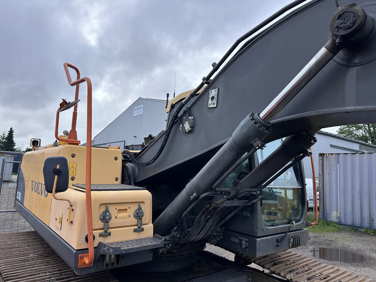 VOLVO EC 210 CL Deutsche Maschine! Top !!! - Rupsgraafmachine: afbeelding 3 VOLVO EC 210 CL Deutsche Maschine! Top !!! - Rupsgraafmachine: afbeelding 3