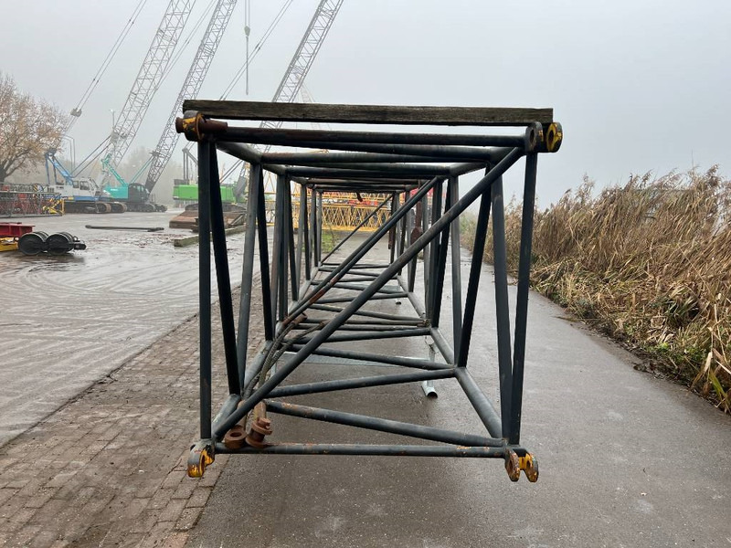 Hitachi KH 300 - Autolaadkraan voor Bouwmachine: afbeelding 3 Hitachi KH 300 - Autolaadkraan voor Bouwmachine: afbeelding 3