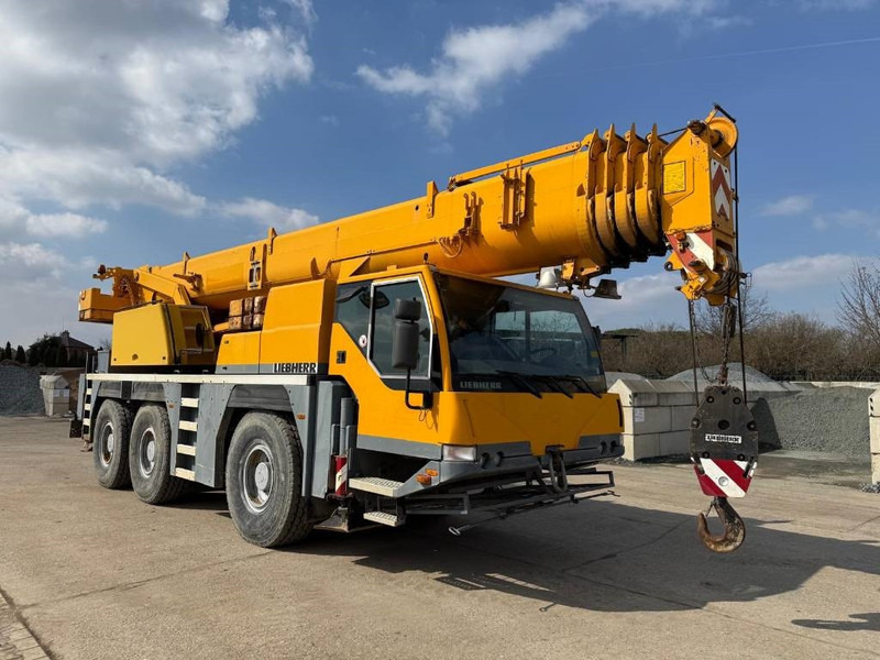 Liebherr LTM1055/1 - Alle terrein kraan: afbeelding 2 Liebherr LTM1055/1 - Alle terrein kraan: afbeelding 2