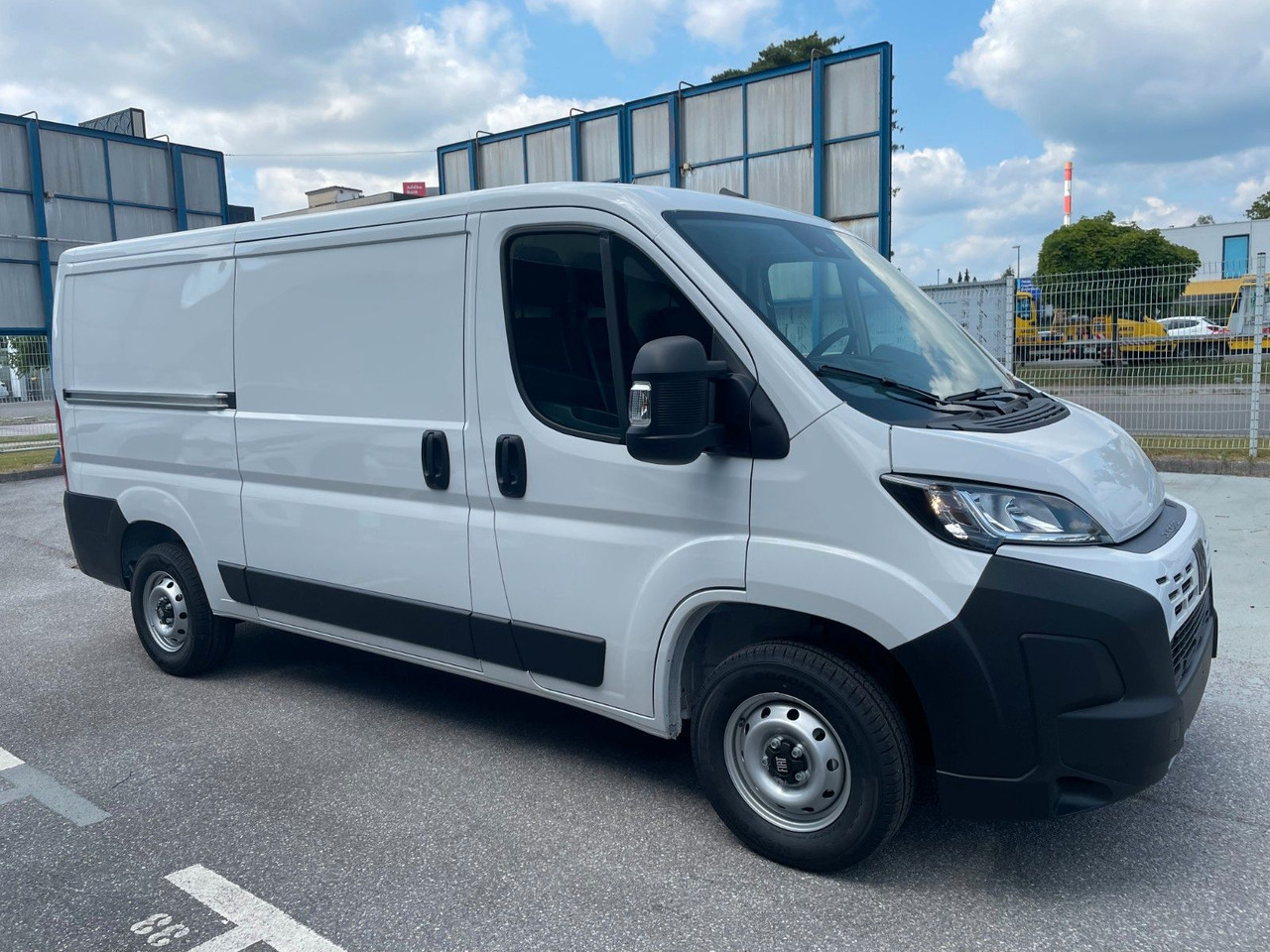 Fiat Ducato 30L L2H1 120 Kastenwagen 2025 - Kleine bestelwagen: afbeelding 3 Fiat Ducato 30L L2H1 120 Kastenwagen 2025 - Kleine bestelwagen: afbeelding 3