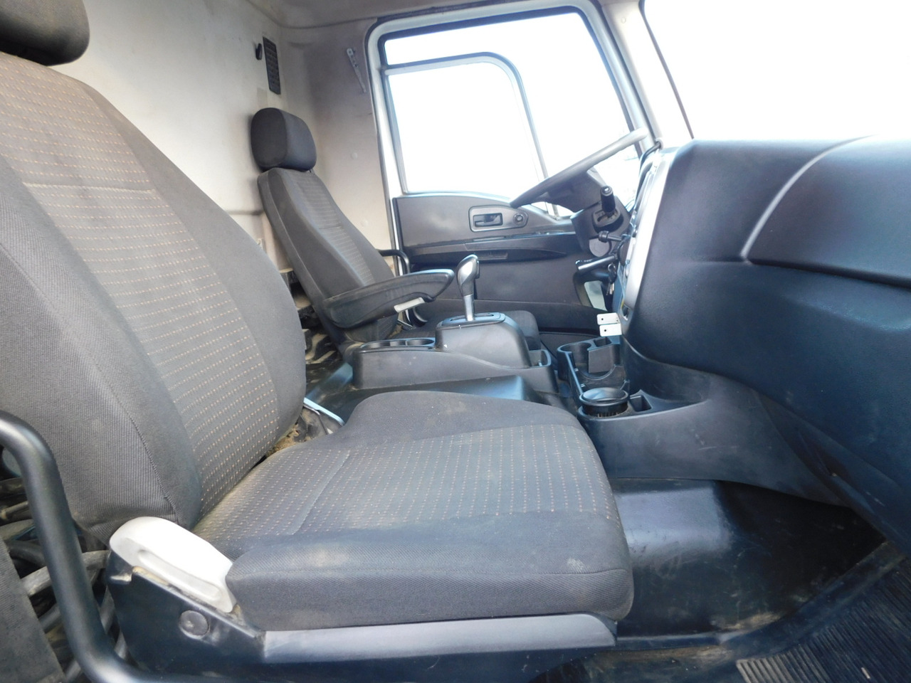 Ford 4142d 8x4 dcab e6 12tx2210 - Kipper vrachtwagen: afbeelding 5 Ford 4142d 8x4 dcab e6 12tx2210 - Kipper vrachtwagen: afbeelding 5