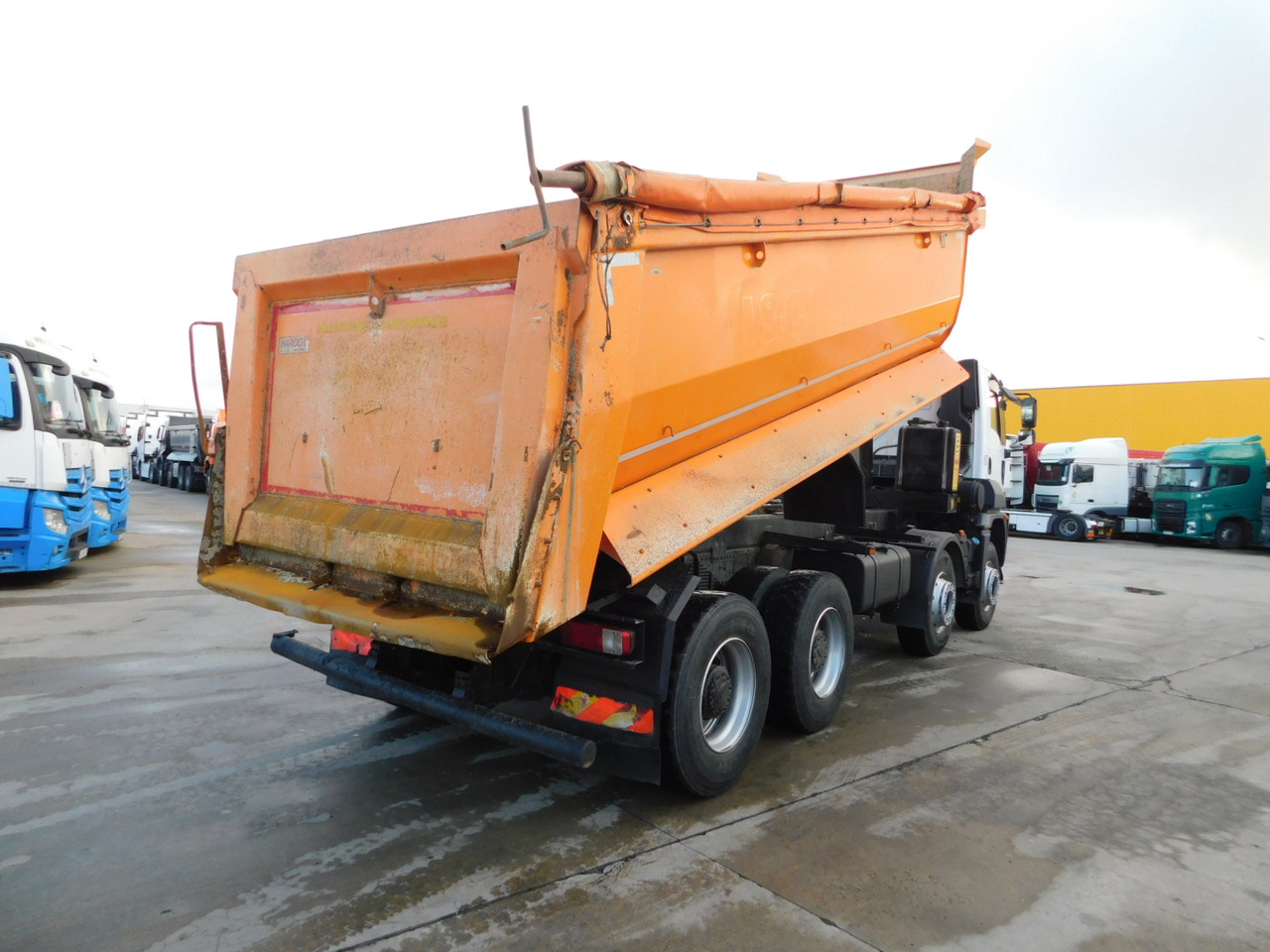Ford 4142d 8x4 dcab e6 12tx2210 - Kipper vrachtwagen: afbeelding 3 Ford 4142d 8x4 dcab e6 12tx2210 - Kipper vrachtwagen: afbeelding 3