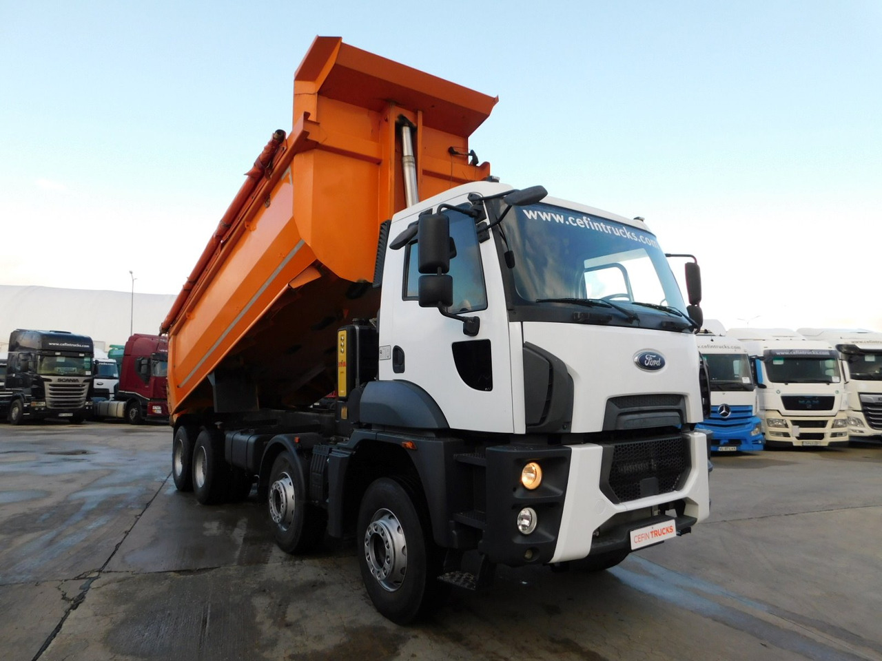 Ford 4142d 8x4 dcab e6 12tx2210 - Kipper vrachtwagen: afbeelding 2 Ford 4142d 8x4 dcab e6 12tx2210 - Kipper vrachtwagen: afbeelding 2