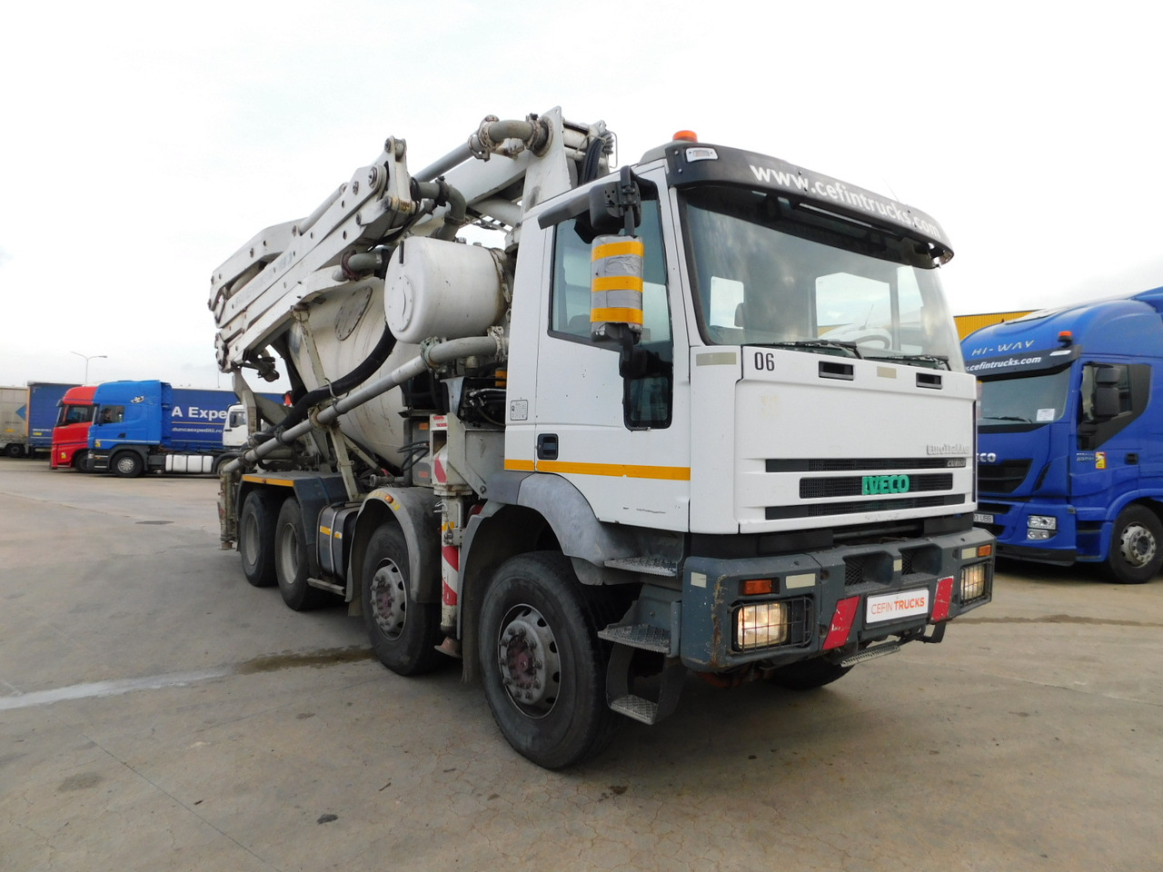 Iveco 410e44h80 - Betonmixer: afbeelding 2 Iveco 410e44h80 - Betonmixer: afbeelding 2