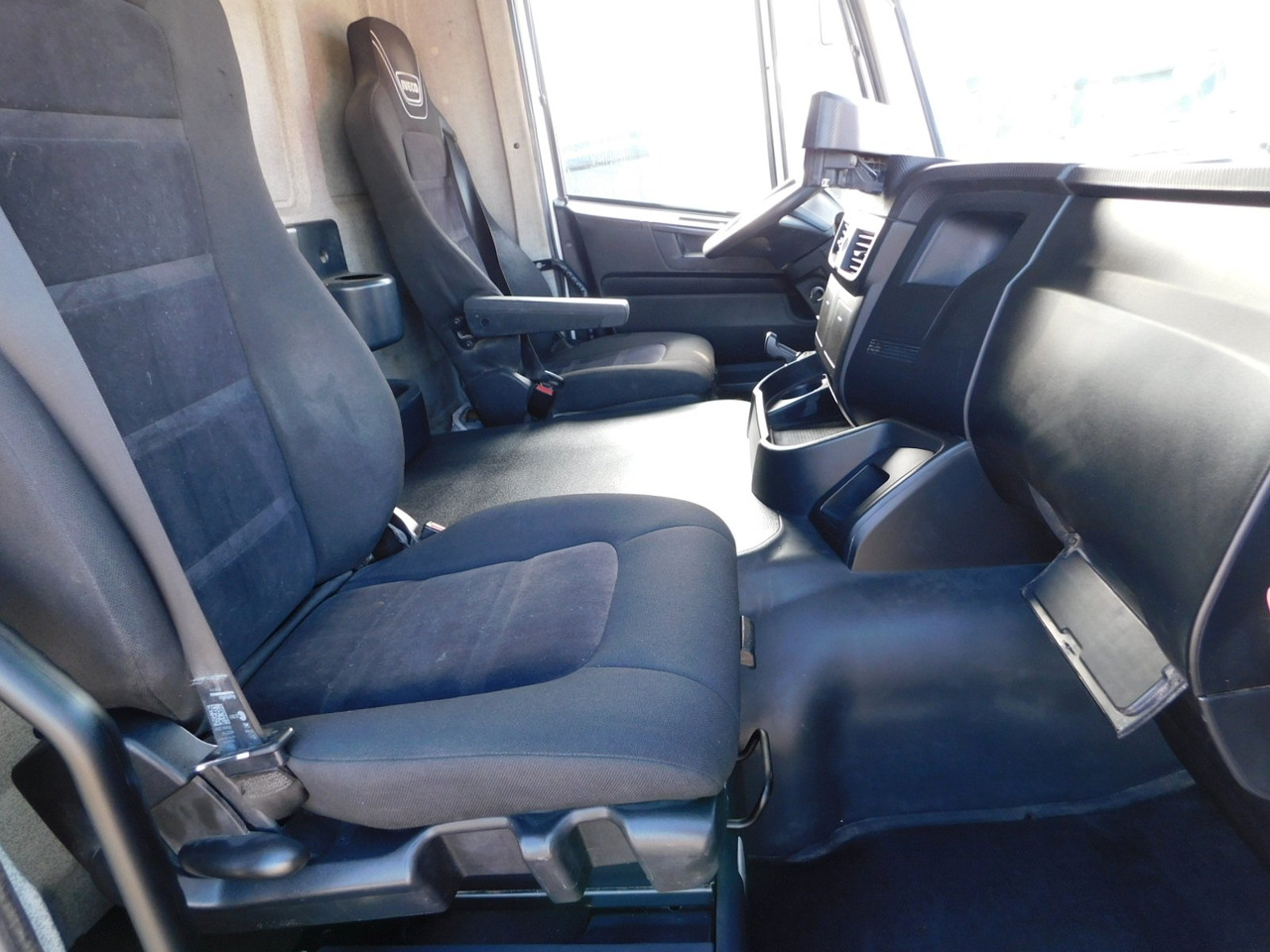 Iveco Ad340x - Betonmixer: afbeelding 5 Iveco Ad340x - Betonmixer: afbeelding 5