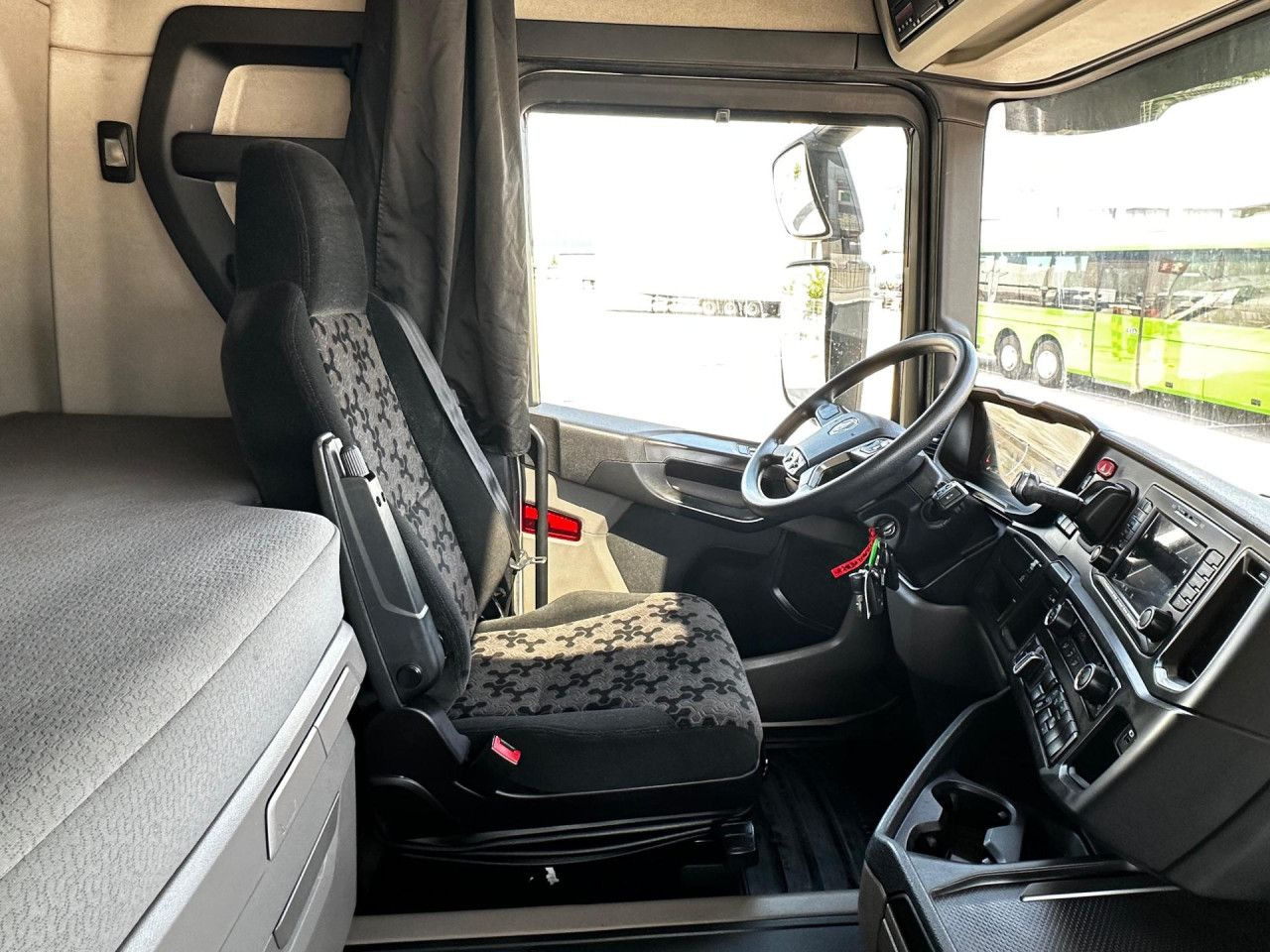 Scania R 450 - Trekker: afbeelding 5 Scania R 450 - Trekker: afbeelding 5