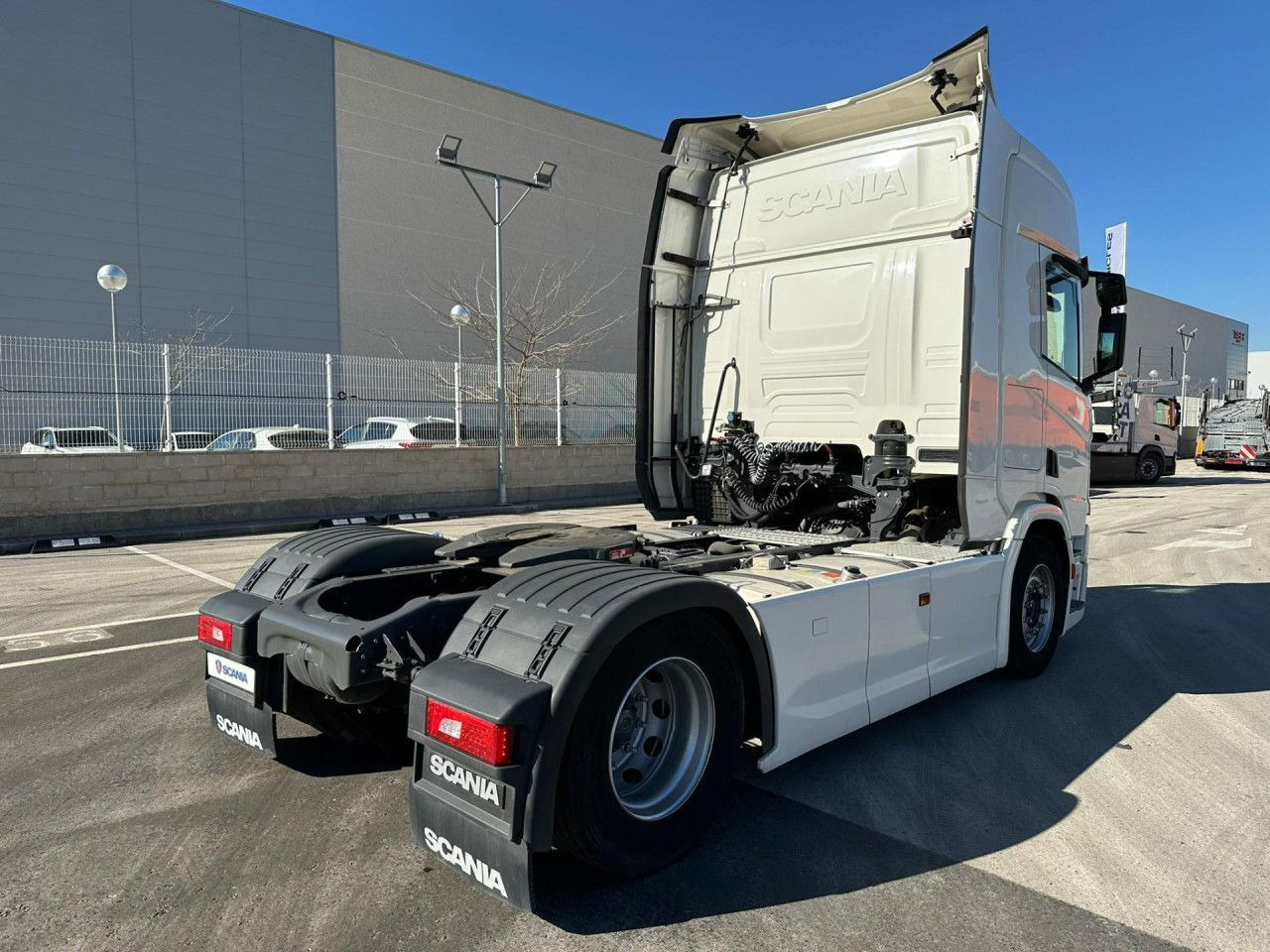 Scania R 460 - Trekker: afbeelding 1 Scania R 460 - Trekker: afbeelding 1