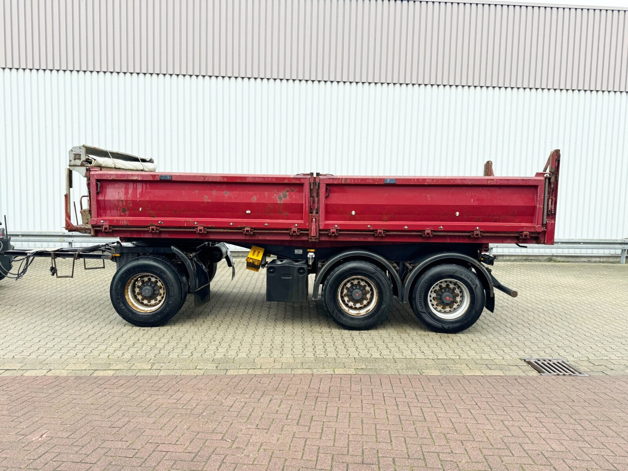 3-Seiten-Kippanhänger HEUSER 3-Seiten-Kippanhänger - Kipper aanhangwagen: afbeelding 3 3-Seiten-Kippanhänger HEUSER 3-Seiten-Kippanhänger - Kipper aanhangwagen: afbeelding 3