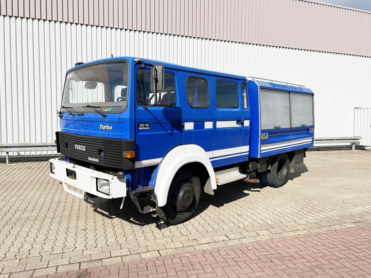 90-16 AW 4x4 Doka 90-16 AW 4x4 Doka, 20x VORHANDEN, Mannschaftswagen - Brandweerwagen: afbeelding 1 90-16 AW 4x4 Doka 90-16 AW 4x4 Doka, 20x VORHANDEN, Mannschaftswagen - Brandweerwagen: afbeelding 1