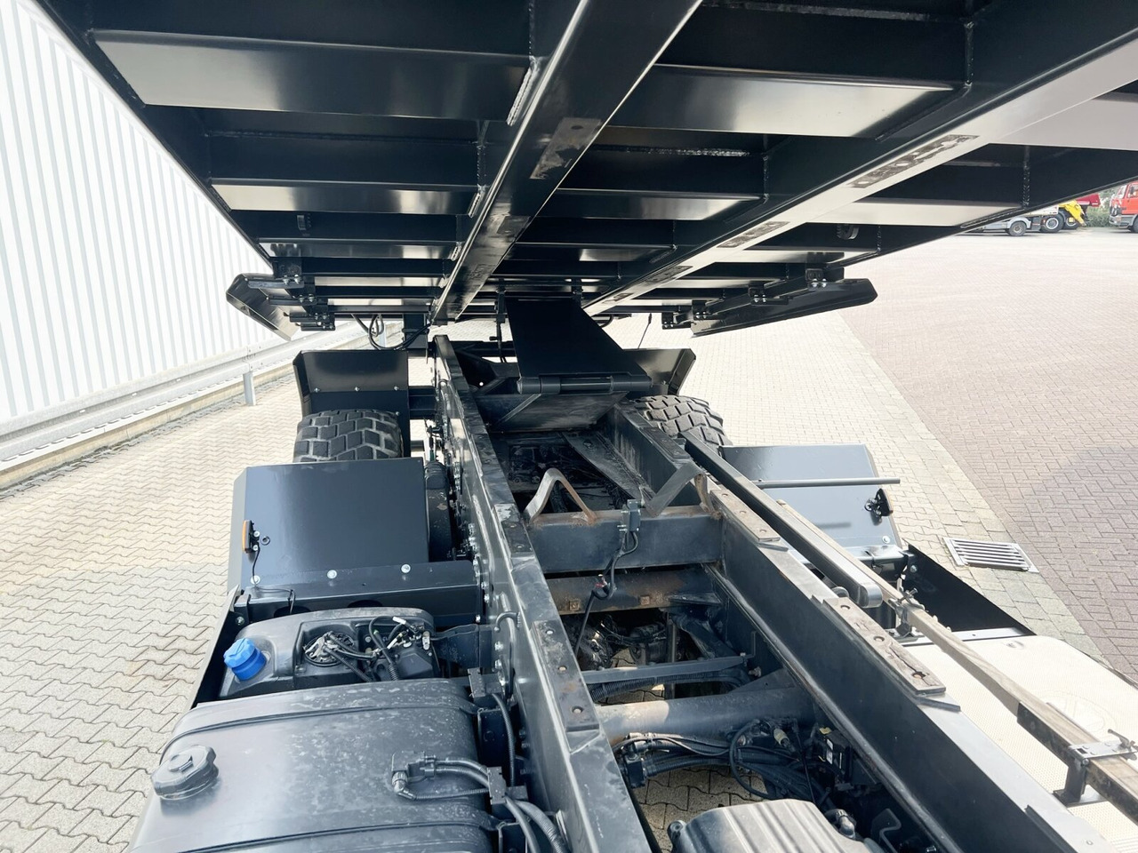 ASTRA HD9 86.56 8x6, 24m³ Mulde, Intarder ASTRA HD9 86.56 8x6, 24m³ Mulde, Intarder - Kiepwagen: afbeelding 4 ASTRA HD9 86.56 8x6, 24m³ Mulde, Intarder ASTRA HD9 86.56 8x6, 24m³ Mulde, Intarder - Kiepwagen: afbeelding 4