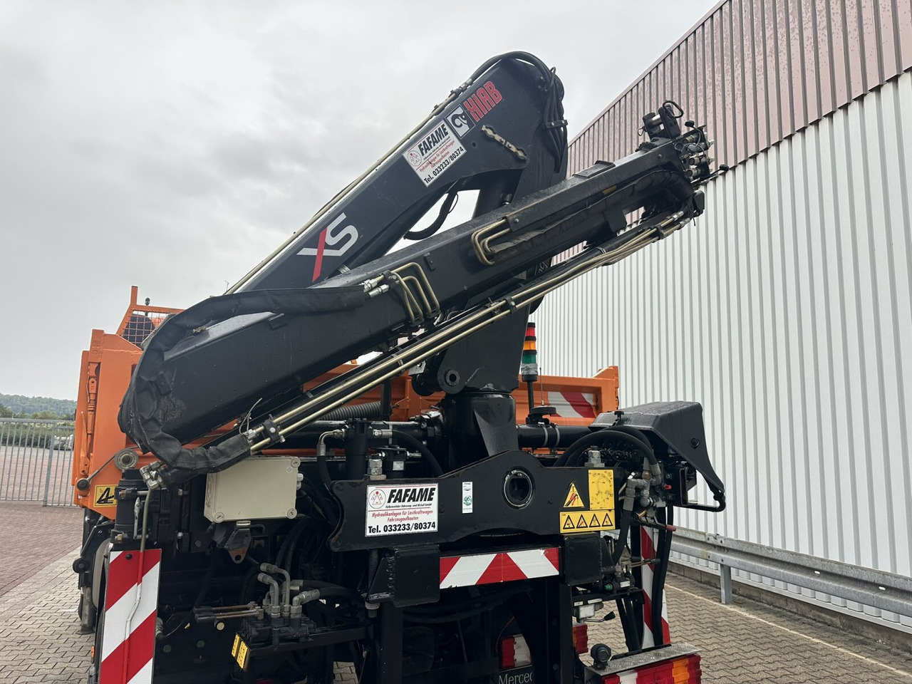 Unimog U500 4x4 U500 4x4 405/40 mit Heckkran Hiab 077-1 HiDuo, absattelbar, Funk - Bedrijfswagen: afbeelding 3 Unimog U500 4x4 U500 4x4 405/40 mit Heckkran Hiab 077-1 HiDuo, absattelbar, Funk - Bedrijfswagen: afbeelding 3