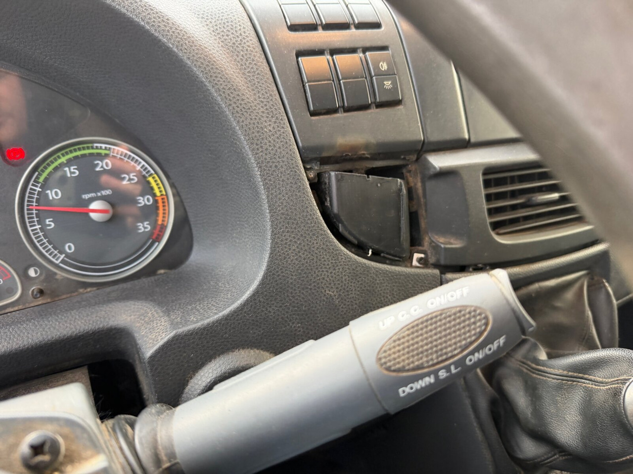 Iveco EuroCargo ML75E16 4x2 EuroCargo ML75E16 4x2, City-Abroller - Haakarmsysteem vrachtwagen: afbeelding 5 Iveco EuroCargo ML75E16 4x2 EuroCargo ML75E16 4x2, City-Abroller - Haakarmsysteem vrachtwagen: afbeelding 5