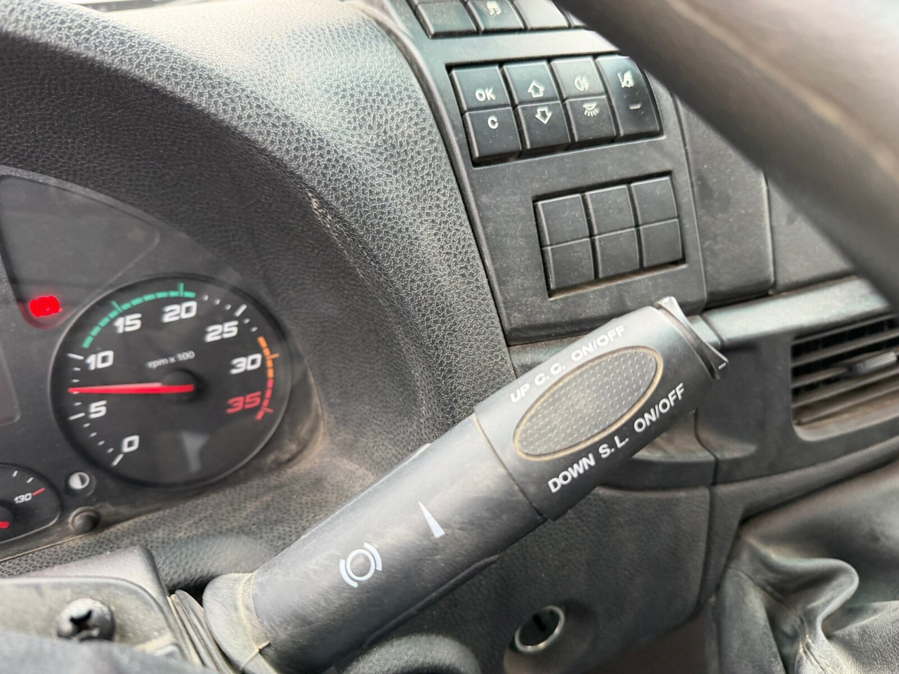 Iveco EuroCargo ML80E21 K 4x2 EuroCargo ML80E21 K 4x2, 2x AHK - Kipper vrachtwagen: afbeelding 5 Iveco EuroCargo ML80E21 K 4x2 EuroCargo ML80E21 K 4x2, 2x AHK - Kipper vrachtwagen: afbeelding 5