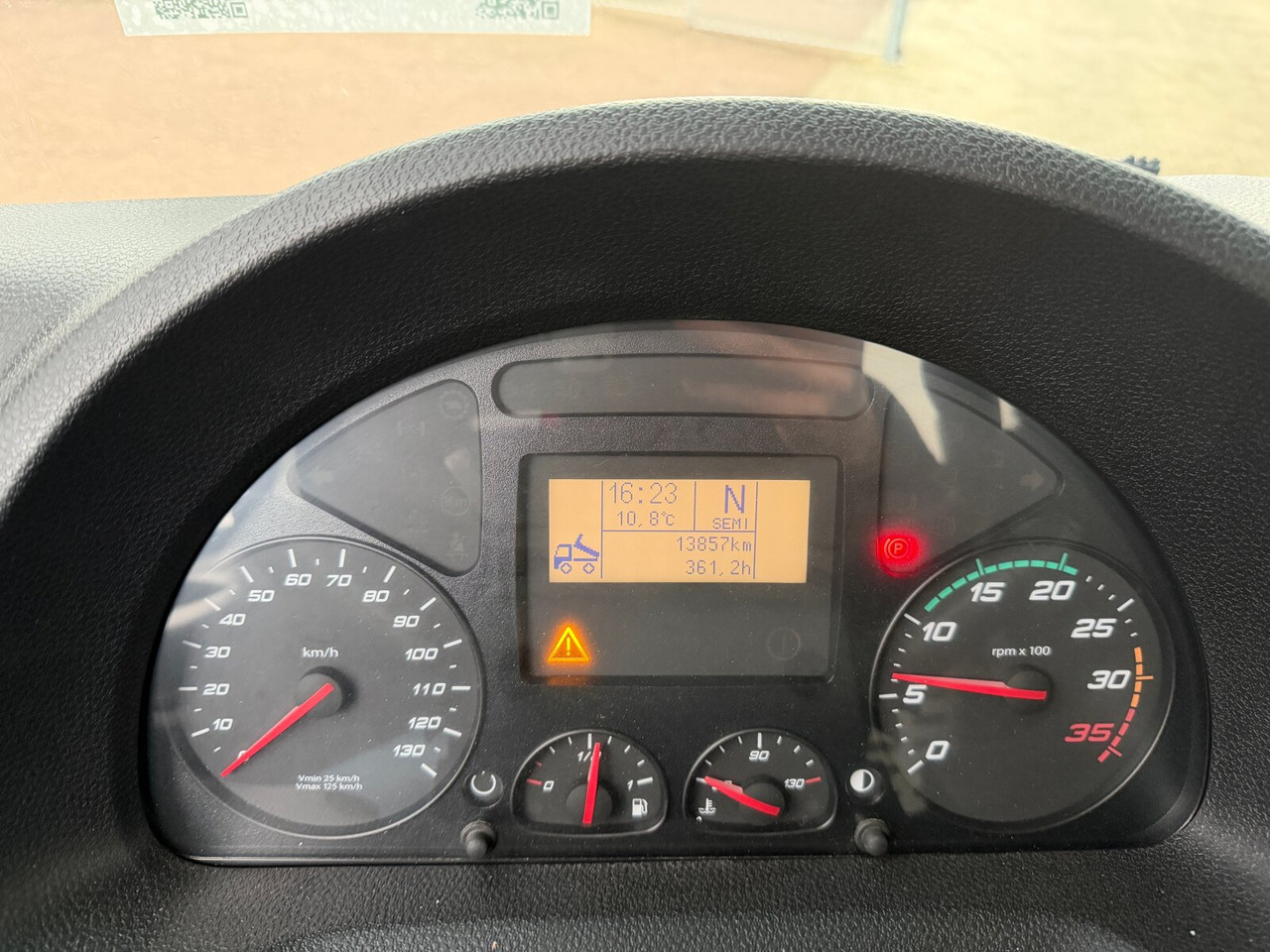 Iveco ML180E32 4x2 ML180E32 4x2 - Kipper vrachtwagen: afbeelding 3 Iveco ML180E32 4x2 ML180E32 4x2 - Kipper vrachtwagen: afbeelding 3