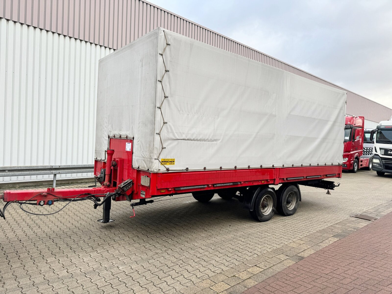 LT 10,6/18 AUWAERTER LT 10,6/18 - Open/ Plateau aanhangwagen: afbeelding 1 LT 10,6/18 AUWAERTER LT 10,6/18 - Open/ Plateau aanhangwagen: afbeelding 1