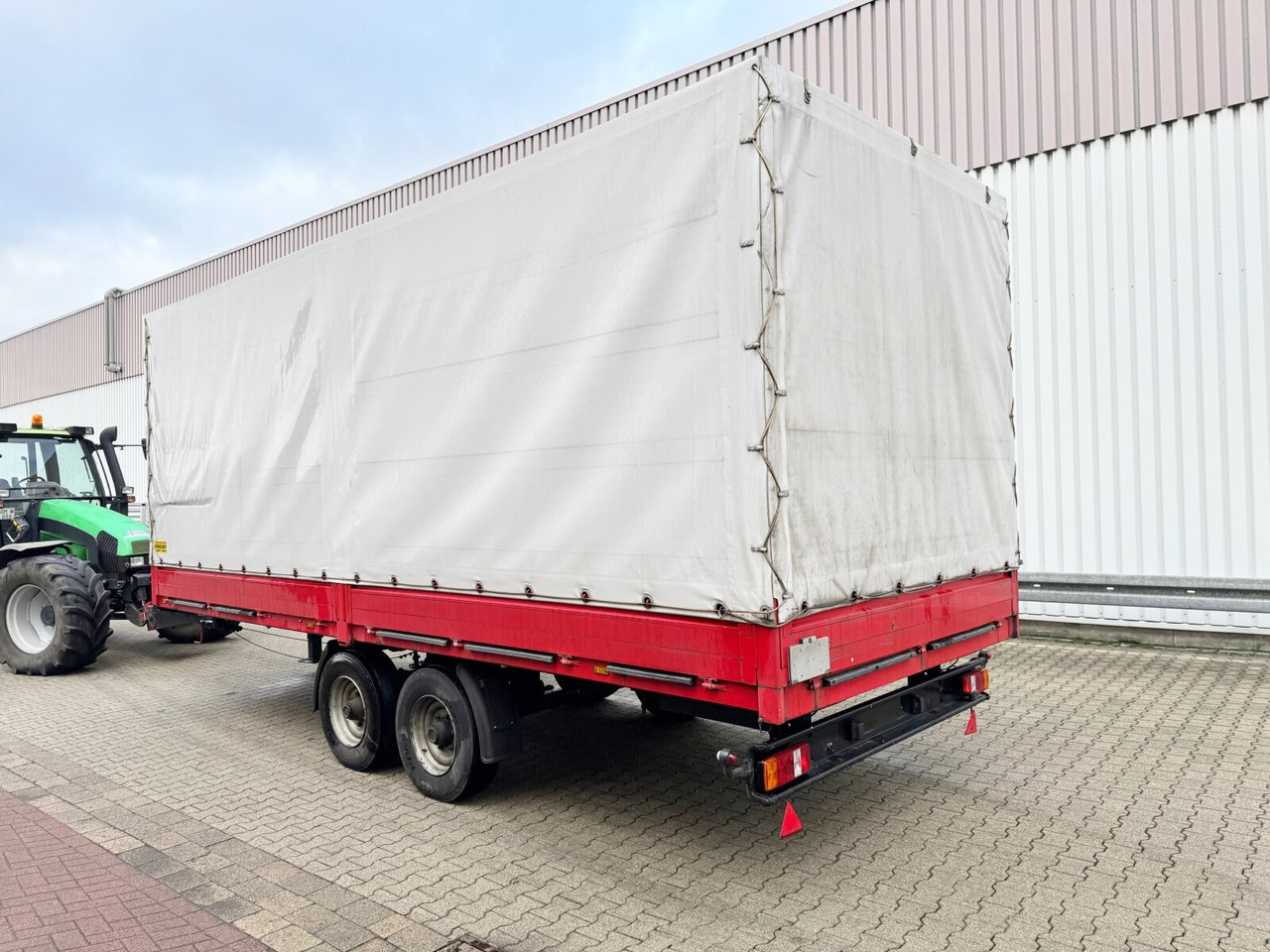 LT 10,6/18 AUWAERTER LT 10,6/18 - Open/ Plateau aanhangwagen: afbeelding 4 LT 10,6/18 AUWAERTER LT 10,6/18 - Open/ Plateau aanhangwagen: afbeelding 4