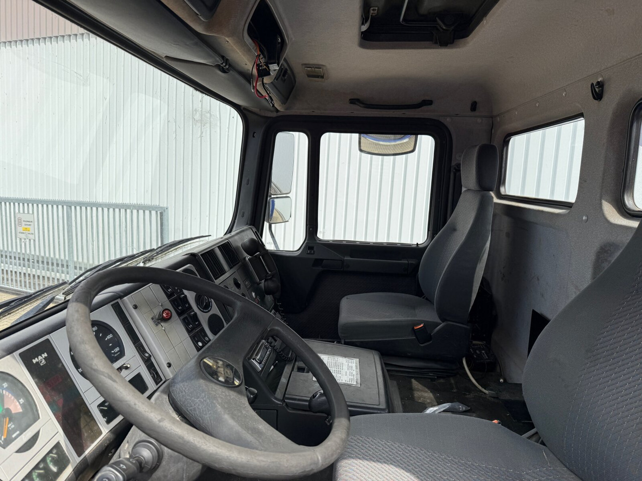 MAN 27.403 6x6 BB 27.403 6x6 BB, EX-THW - Chassis vrachtwagen: afbeelding 5 MAN 27.403 6x6 BB 27.403 6x6 BB, EX-THW - Chassis vrachtwagen: afbeelding 5