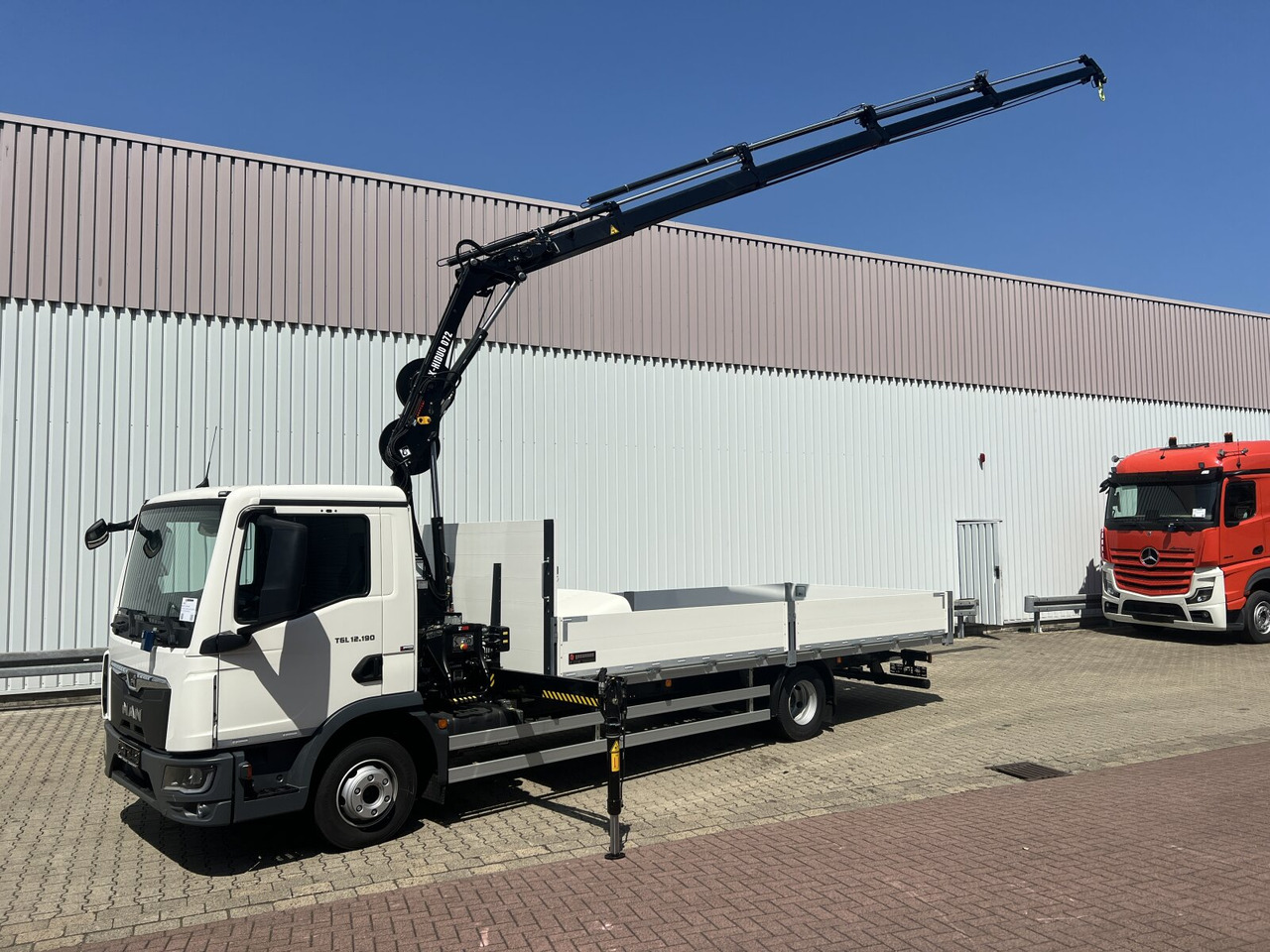 MAN TGL 12.190 4x2 BL TGL 12.190 4x2 BL mit Kran Hiab Hiduo 072DS-4 - Kraanwagen: afbeelding 1 MAN TGL 12.190 4x2 BL TGL 12.190 4x2 BL mit Kran Hiab Hiduo 072DS-4 - Kraanwagen: afbeelding 1