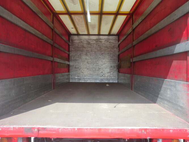 Schuifzeilen vrachtwagen MAN TGL 8.210 BL 4x2: afbeelding 14 Schuifzeilen vrachtwagen MAN TGL 8.210 BL 4x2: afbeelding 14