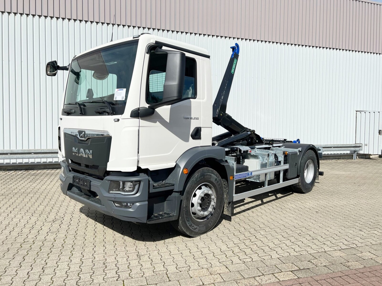 MAN TGM 18.250/340 4x2 BL CH TGM 18.250/340 4x2 BL CH, Funk - Haakarmsysteem vrachtwagen: afbeelding 1 MAN TGM 18.250/340 4x2 BL CH TGM 18.250/340 4x2 BL CH, Funk - Haakarmsysteem vrachtwagen: afbeelding 1