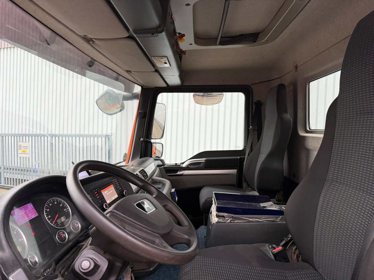 MAN TGM 18.290 4x2 BB TGM 18.290 4x2 BB, Tele-Absetzer - Portaalarmsysteem vrachtwagen: afbeelding 2 MAN TGM 18.290 4x2 BB TGM 18.290 4x2 BB, Tele-Absetzer - Portaalarmsysteem vrachtwagen: afbeelding 2