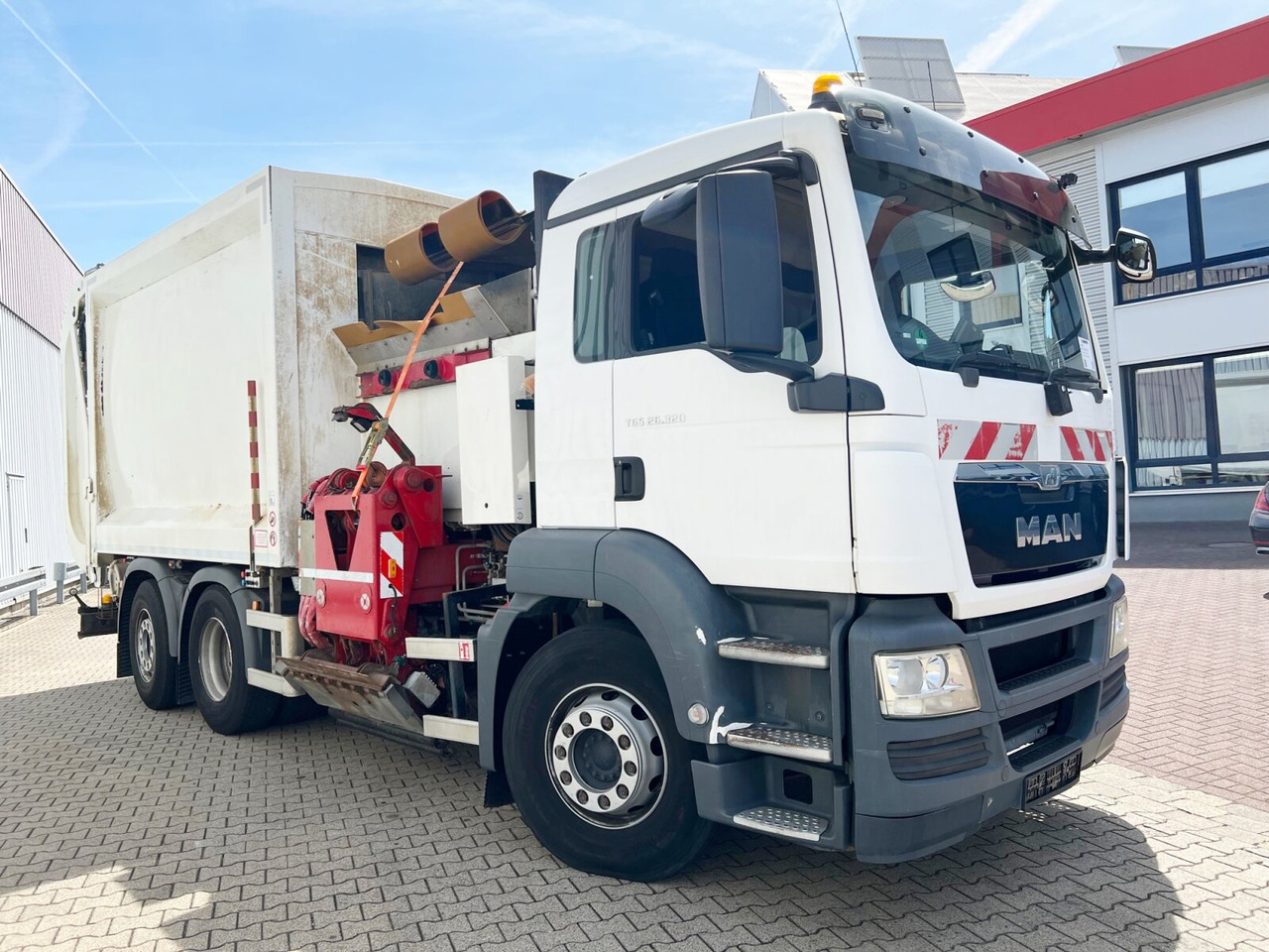 MAN TGS 26.320 6x2-4 LL TGS 26.320/400 6x2-4 LL, Rechtslenker, Retarder, Lift-/Lenkachse, VDL Translift Seitenlader - Vuilniswagen: afbeelding 1 MAN TGS 26.320 6x2-4 LL TGS 26.320/400 6x2-4 LL, Rechtslenker, Retarder, Lift-/Lenkachse, VDL Translift Seitenlader - Vuilniswagen: afbeelding 1