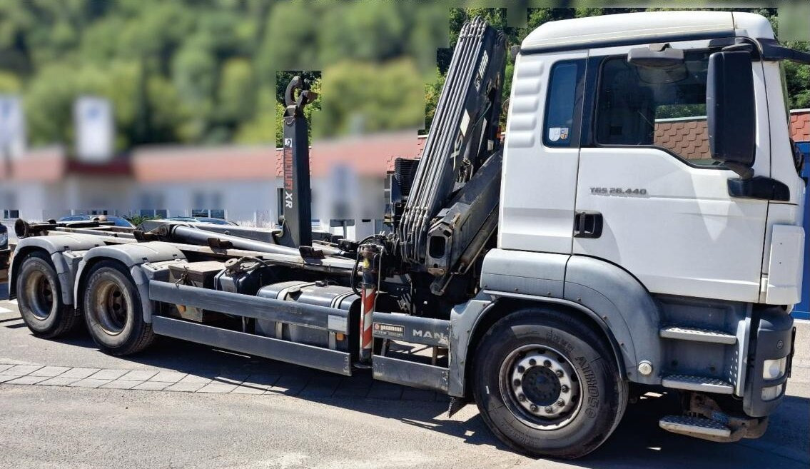 MAN TGS 26.440 BB 6x4 TGS 26.440 BB/6x4 Hiab Kran 166 BS-2-Hiduo, Multilift XR 21 S 59 Abrollanlage - Haakarmsysteem vrachtwagen, Kraanwagen: afbeelding 1 MAN TGS 26.440 BB 6x4 TGS 26.440 BB/6x4 Hiab Kran 166 BS-2-Hiduo, Multilift XR 21 S 59 Abrollanlage - Haakarmsysteem vrachtwagen, Kraanwagen: afbeelding 1
