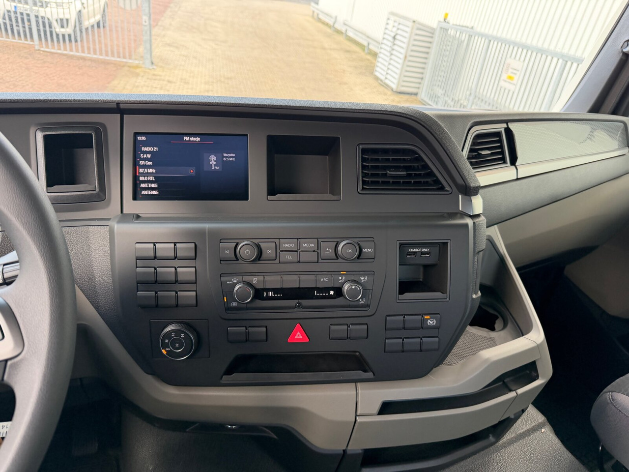 MAN TGS 33.440 6x6 BB CH TGS 33.440 6x6 BB CH, Hohe Bauart, Nebenantrieb - Chassis vrachtwagen: afbeelding 3 MAN TGS 33.440 6x6 BB CH TGS 33.440 6x6 BB CH, Hohe Bauart, Nebenantrieb - Chassis vrachtwagen: afbeelding 3