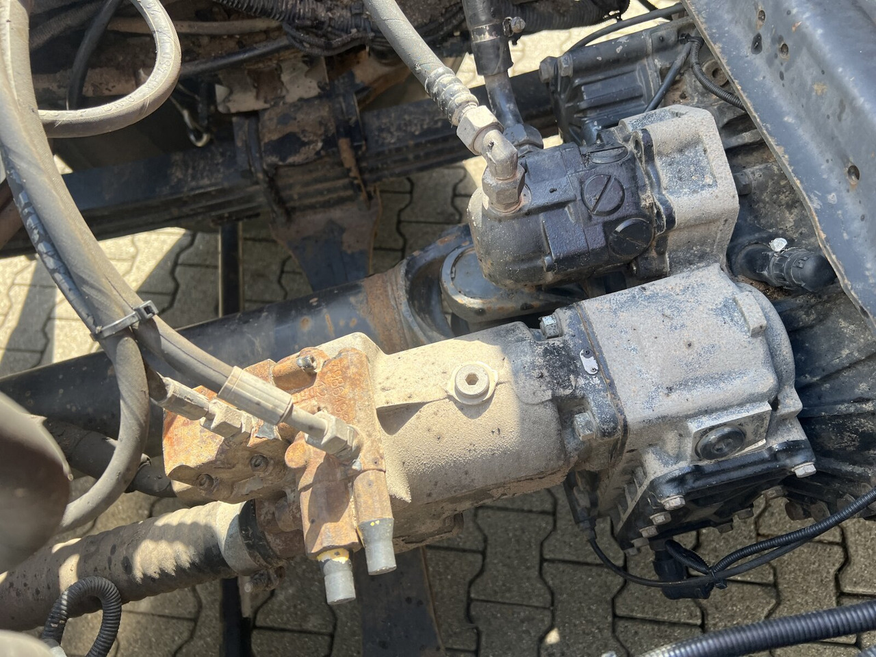 MAN TGS 35.440 8x4 BL TGS 35.440 8x4 BL, Meiller 19.62, Atlas Kran 135.2-A3, Funk - Haakarmsysteem vrachtwagen, Kraanwagen: afbeelding 4 MAN TGS 35.440 8x4 BL TGS 35.440 8x4 BL, Meiller 19.62, Atlas Kran 135.2-A3, Funk - Haakarmsysteem vrachtwagen, Kraanwagen: afbeelding 4