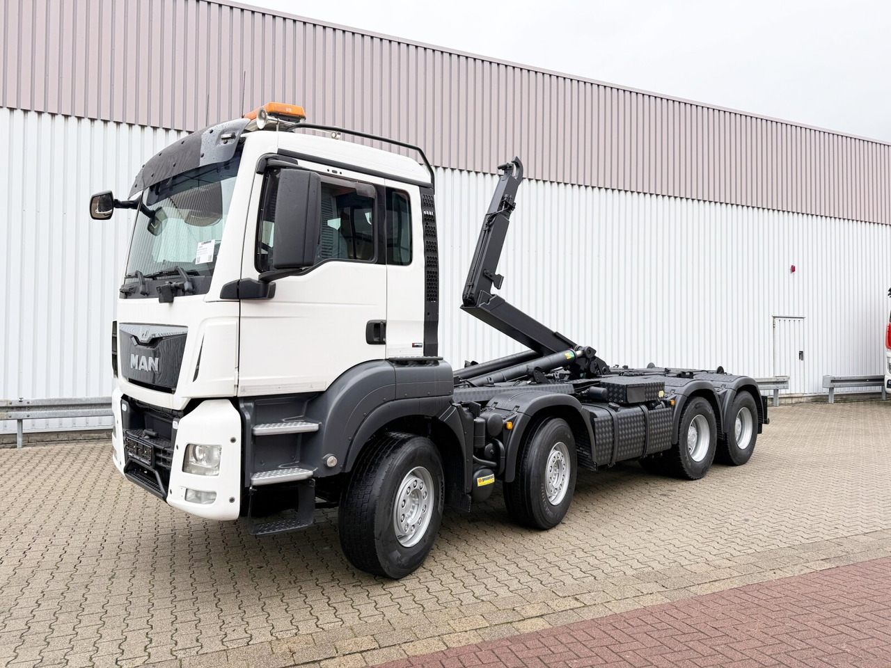 MAN TGS 35.480 8x4 BL TGS 35.480 8x4 BL, PriTarder, Navi - Haakarmsysteem vrachtwagen: afbeelding 1 MAN TGS 35.480 8x4 BL TGS 35.480 8x4 BL, PriTarder, Navi - Haakarmsysteem vrachtwagen: afbeelding 1