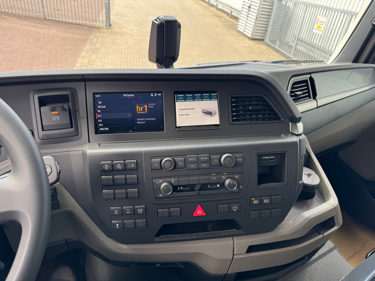 MAN TGS 41.440/480 8x4 BB TGS 41.440/480 8x4 BB - Haakarmsysteem vrachtwagen: afbeelding 5 MAN TGS 41.440/480 8x4 BB TGS 41.440/480 8x4 BB - Haakarmsysteem vrachtwagen: afbeelding 5