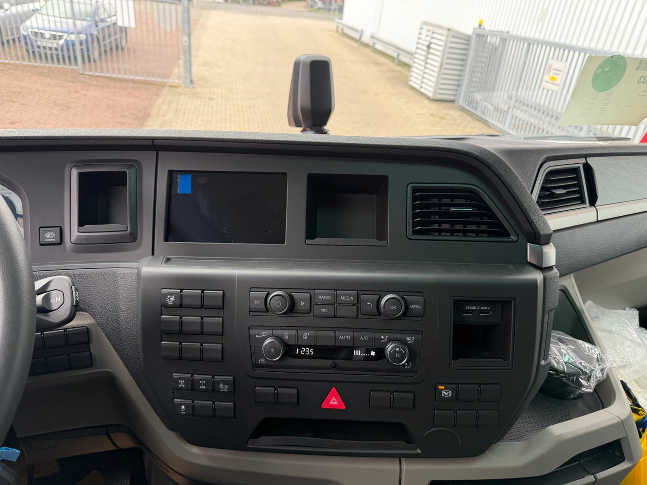 MAN TGS 41.480 8x4 BB CH TGS 41.480 8x4 BB CH, MEHRFACH VORHANDEN! - Chassis vrachtwagen: afbeelding 4 MAN TGS 41.480 8x4 BB CH TGS 41.480 8x4 BB CH, MEHRFACH VORHANDEN! - Chassis vrachtwagen: afbeelding 4