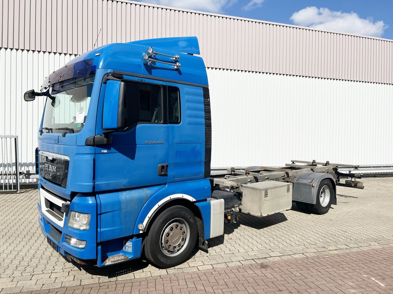 MAN TGX 18.400 4X2 LL TGX 18.400 4X2 LL, Fahrschulausstattung, XLX-Fahrerhaus - Containertransporter/ Wissellaadbak vrachtwagen: afbeelding 1 MAN TGX 18.400 4X2 LL TGX 18.400 4X2 LL, Fahrschulausstattung, XLX-Fahrerhaus - Containertransporter/ Wissellaadbak vrachtwagen: afbeelding 1